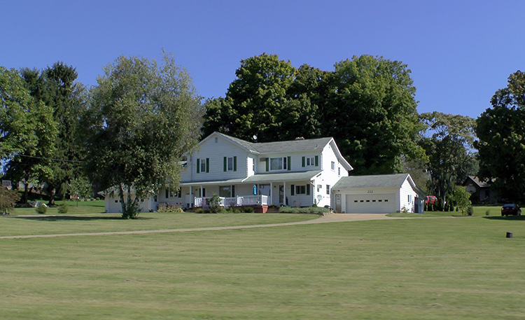 original lake harmony farmhouse